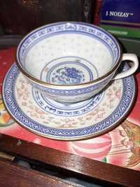Chávenas e pires em porcelana chinesa bago de arroz