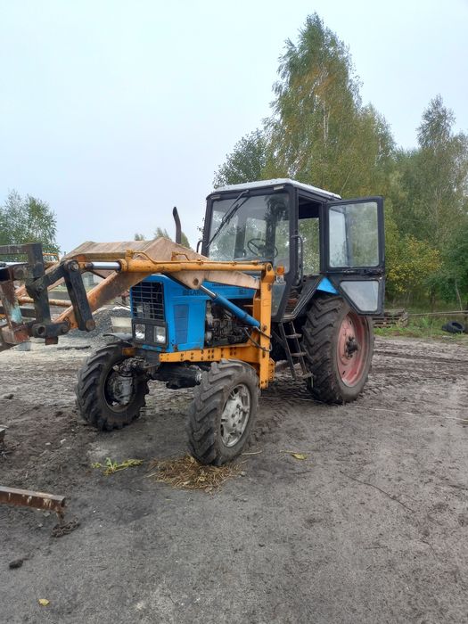 Продам МТЗ 82 трактор в одних руках 16 років  продажу хочу погрущик