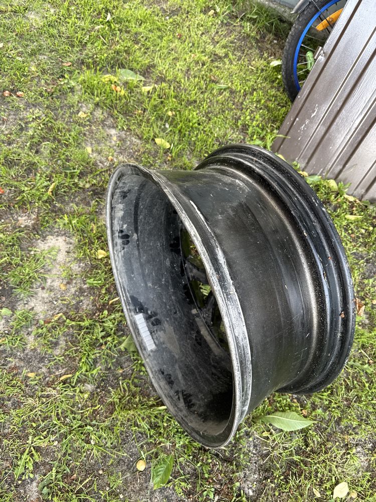 Sprzedam uszkodzoną felge