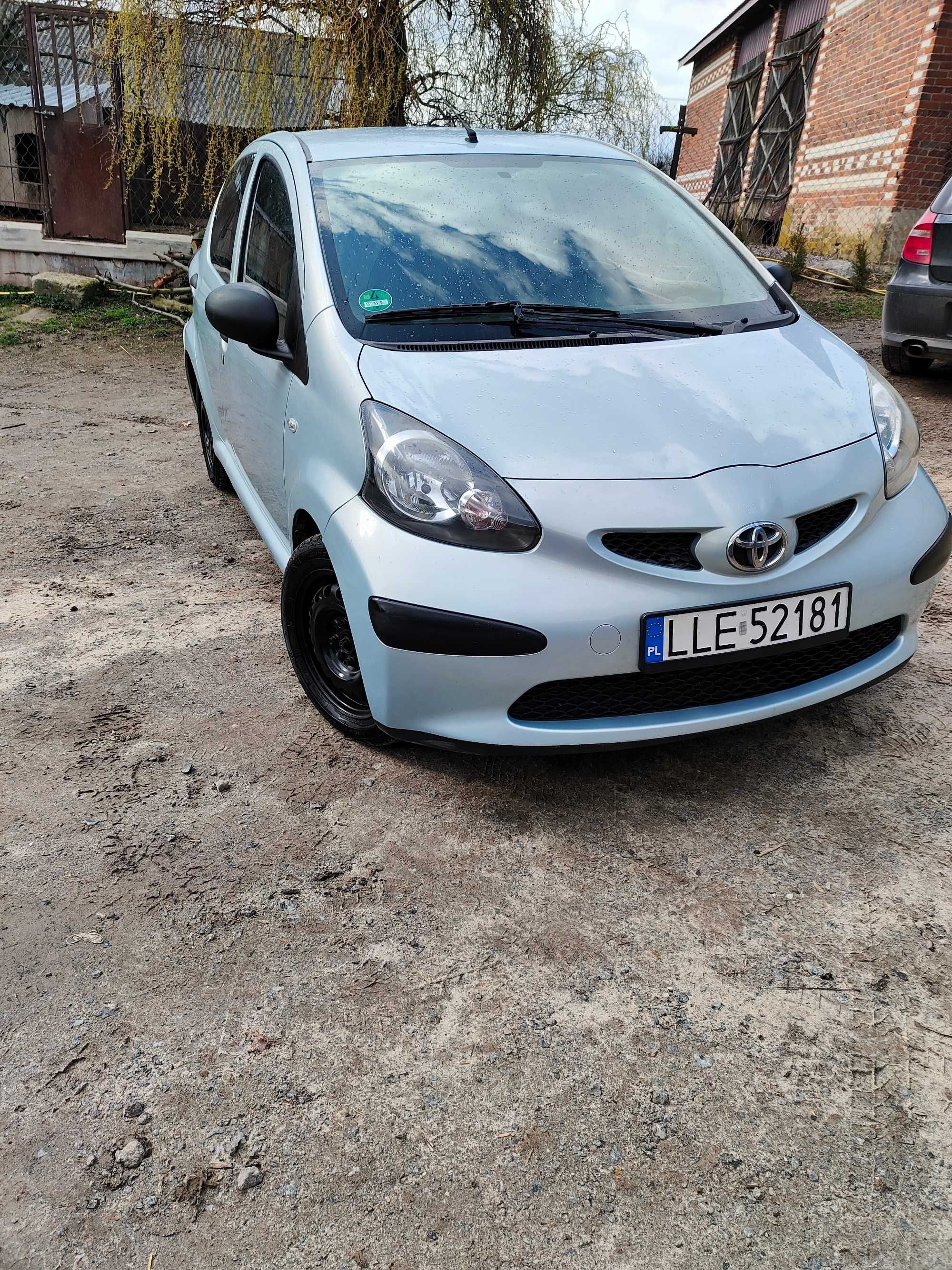 Sprzedam Toyote Aygo 2008 rok