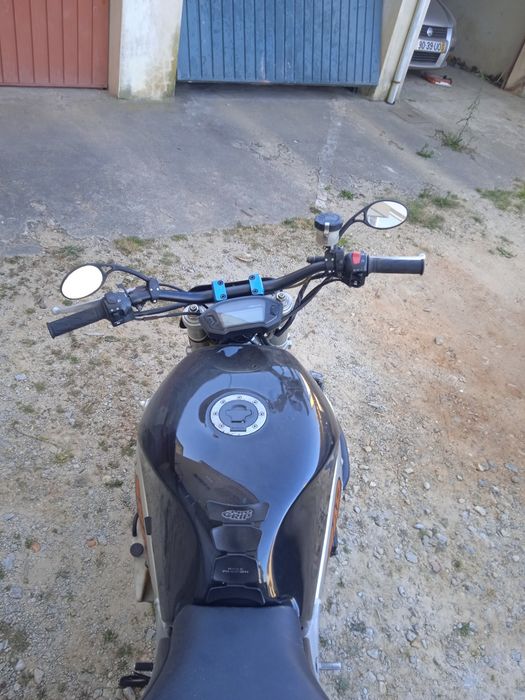 Suzuki GSXR 750 i e 140cv