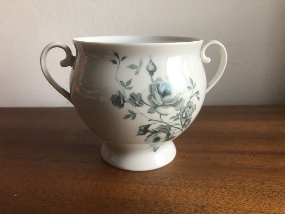 Pequena Taça antiga