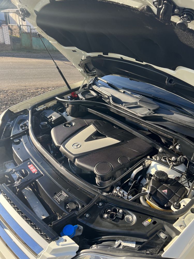 Мерседес GL350