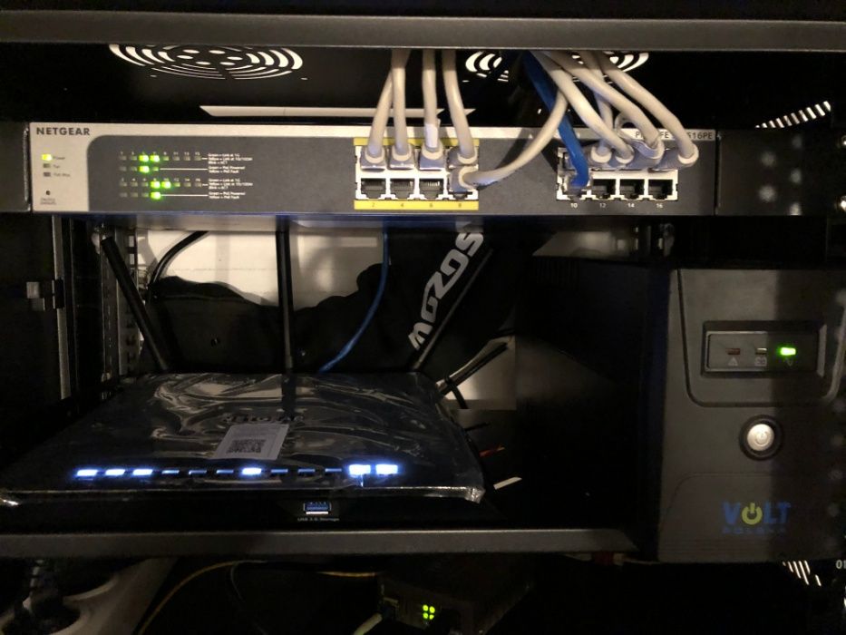 Monitoring SIECI Kamery Montaż Instalacje Rejestrator RJ45 Wrocław