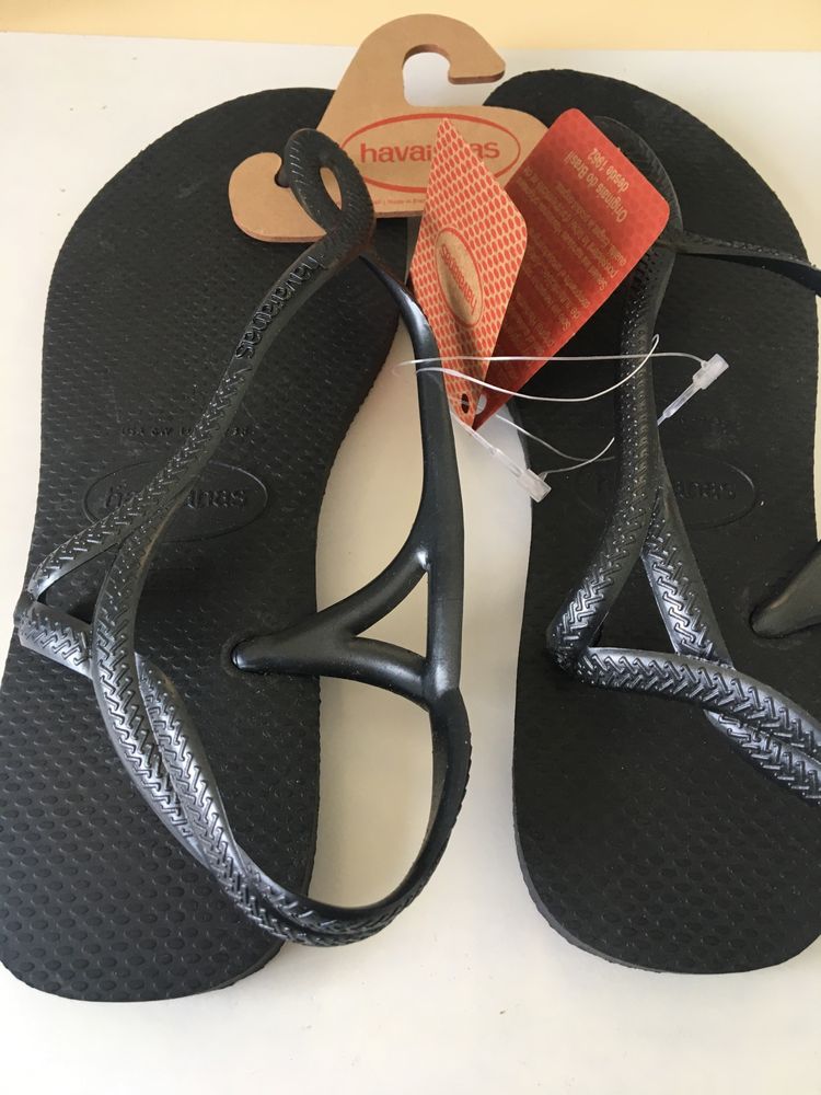 Vendo havaianas novas pretas numero 35/36