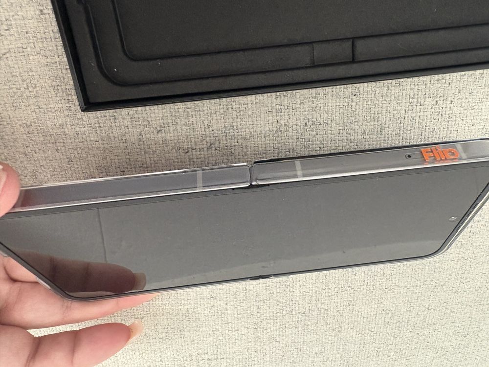 Samsung galaxy Z flip6 mais whatch7