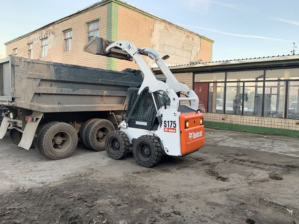 Вывоз мусора чернозема глины доставка материалов Одесса