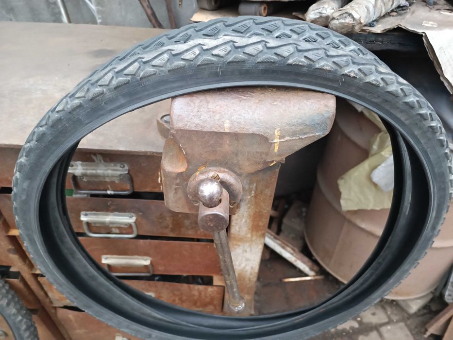 Покрышка Schwalbe Land Cruiser 42-622(28х1,60) 70040С