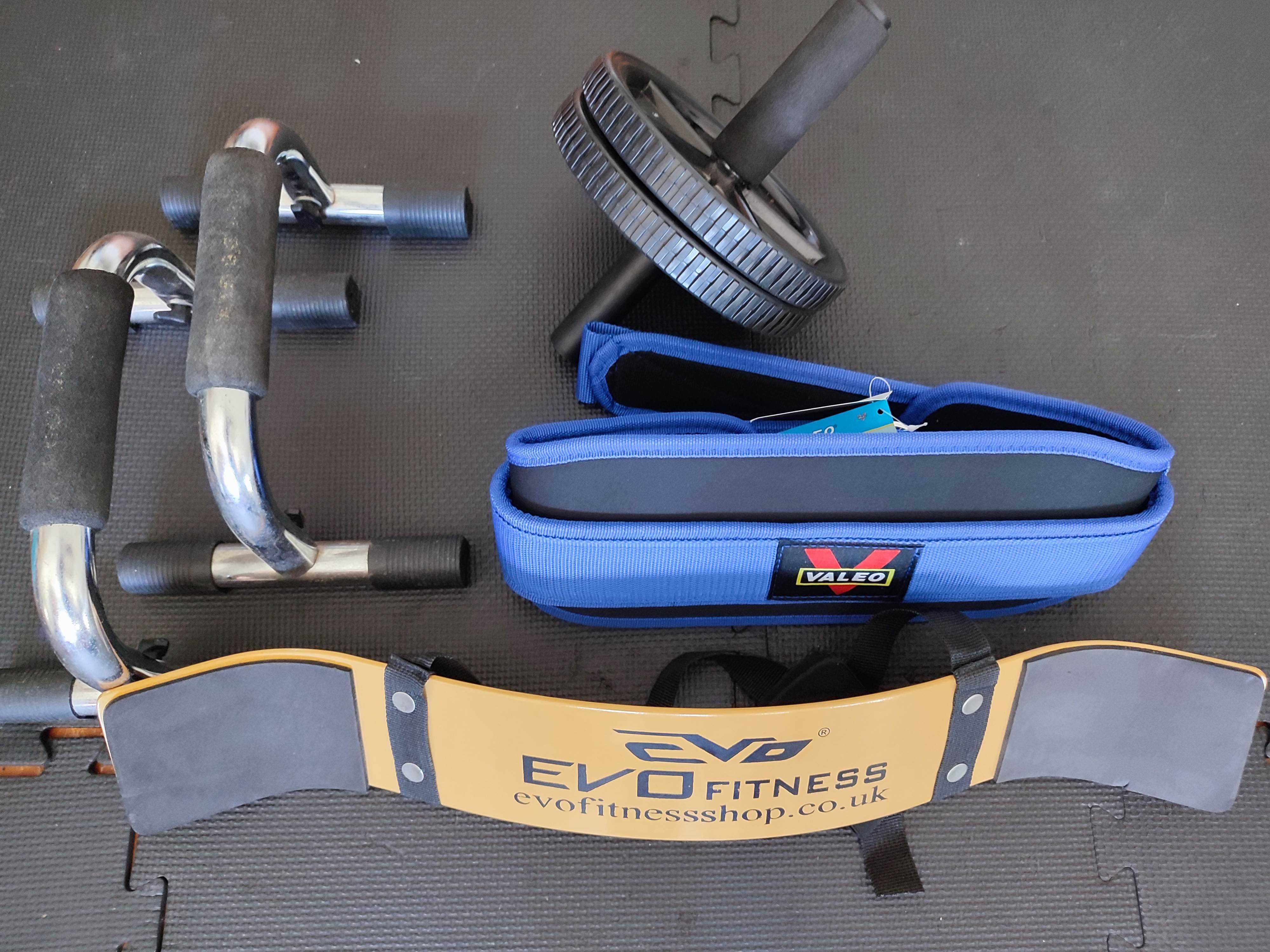 Equipamento de Musculação - Rack + Máquina de abdominais + Acessórios