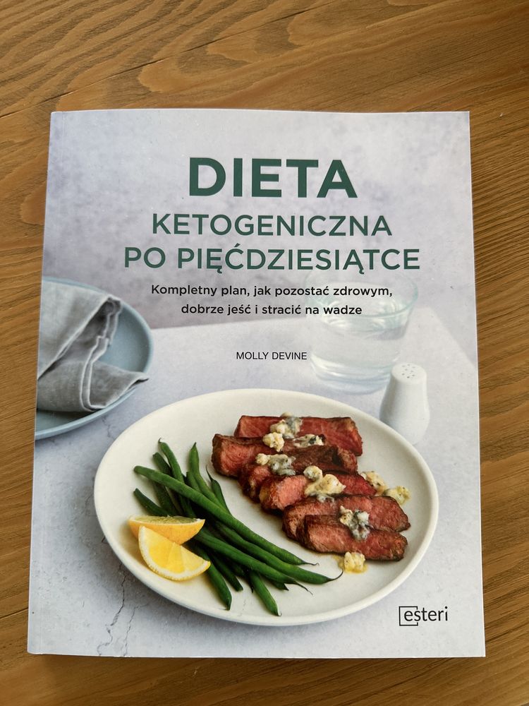 „Dieta ketogeniczna po pięćdziesiątce” Devine