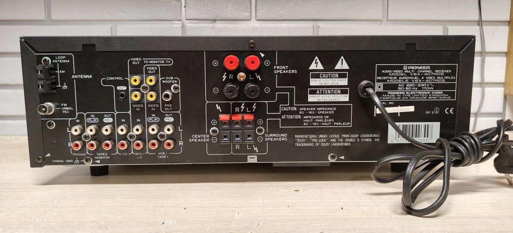 Amplituner PIONEER VSX-407rds.