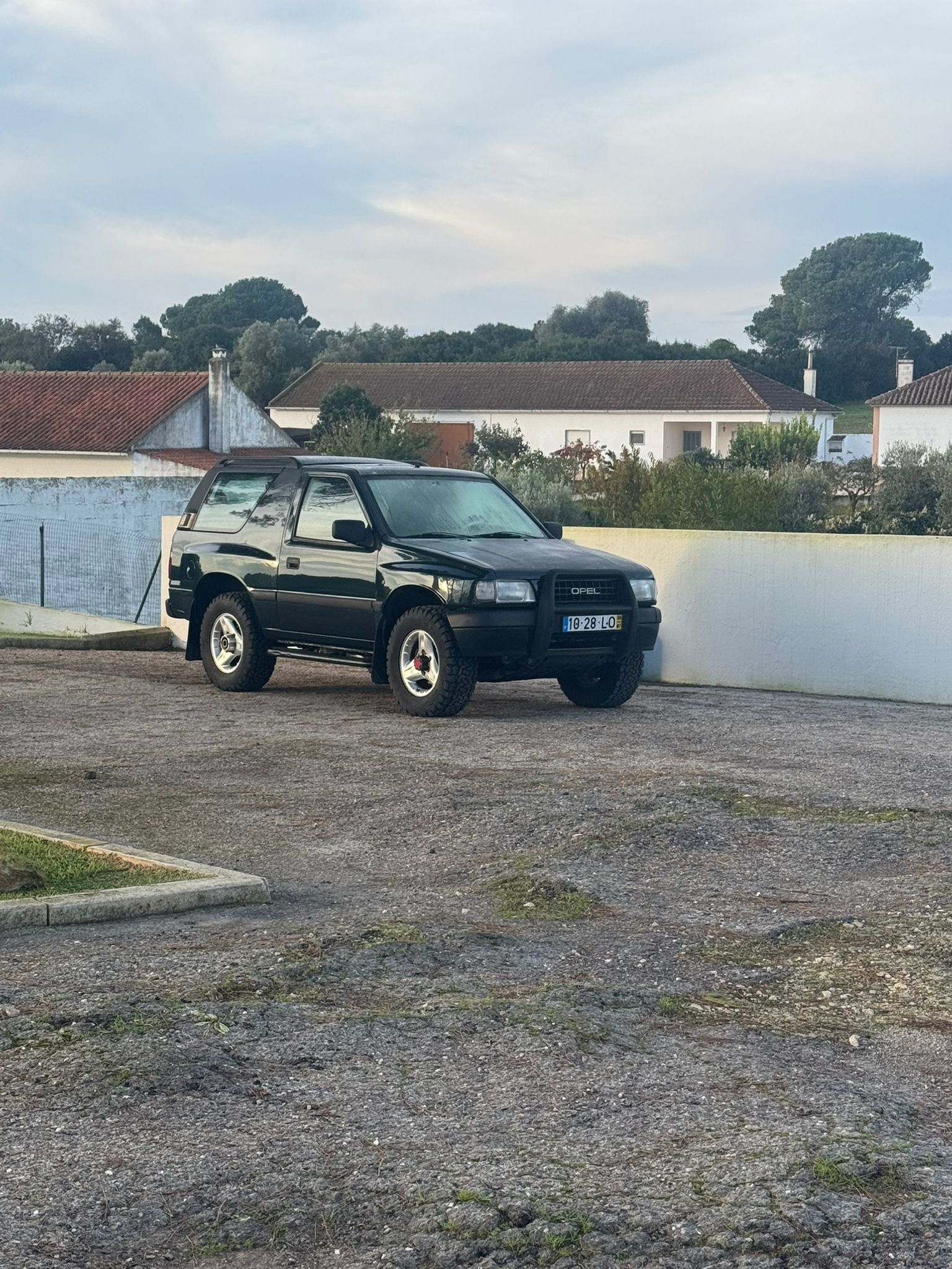 Opel Frontera 2.5 tds sport