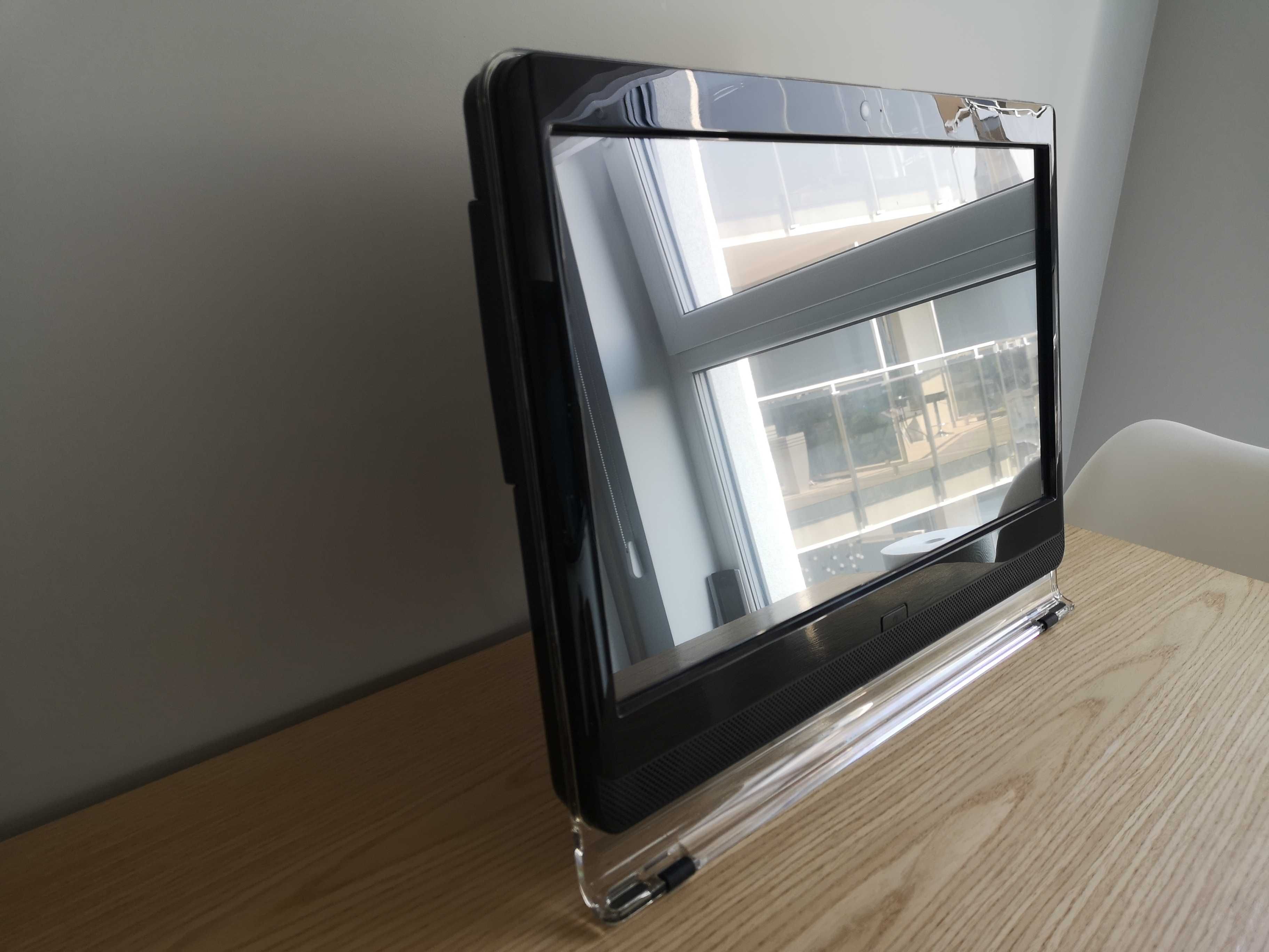 Komputer Gigabyte  All In One PC Intel i3, 22" z dotykowym ekranem