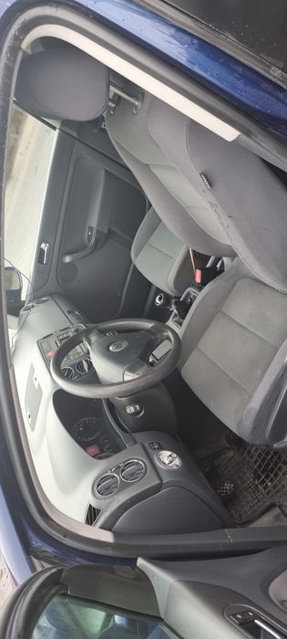 VOLKSWAGEN  golf V Plus silnik BLF, skrzynia HEU,  LD5Q maska zderzak