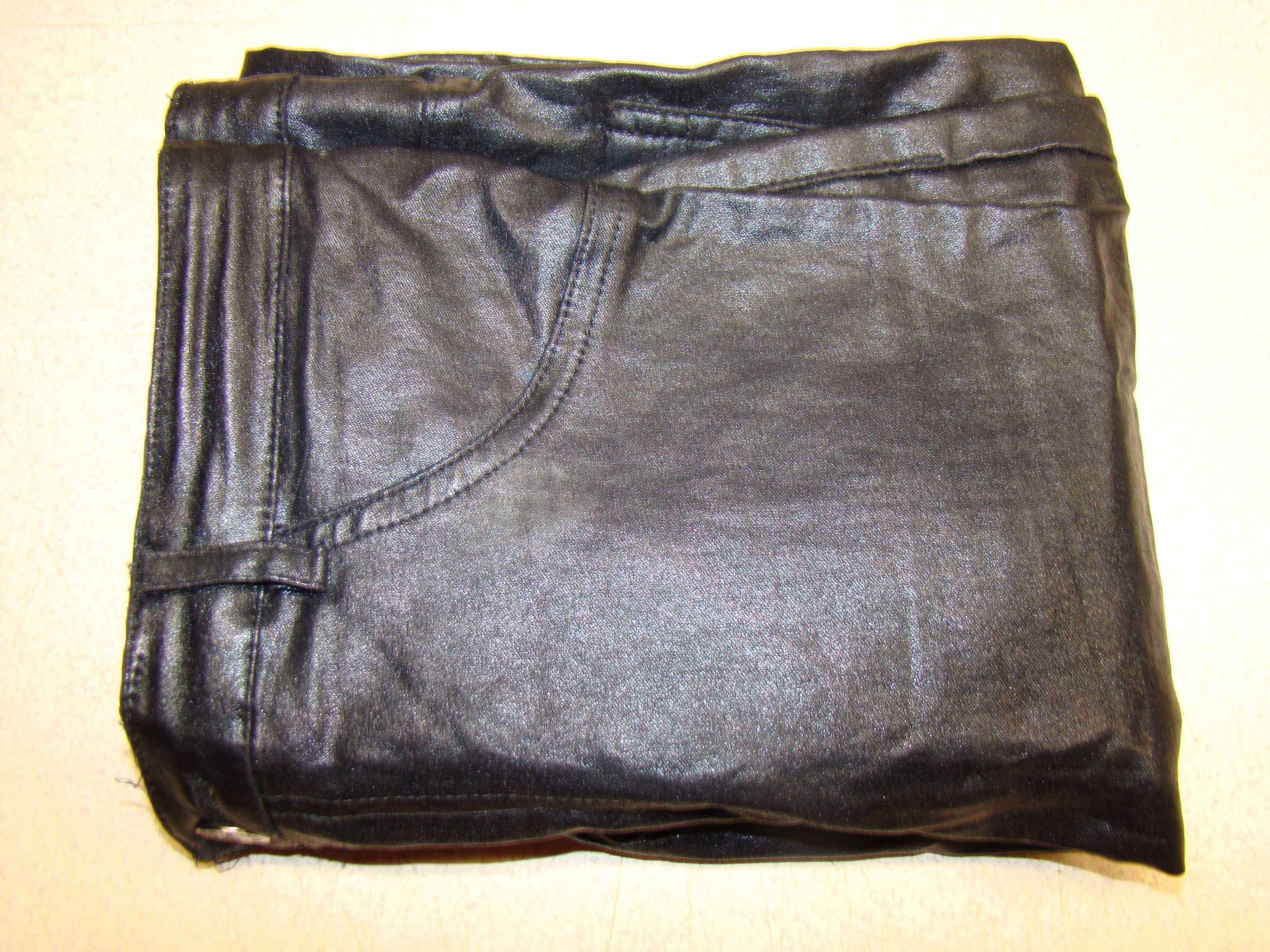 Sinsay Jeans rurki skiny woskowane XS