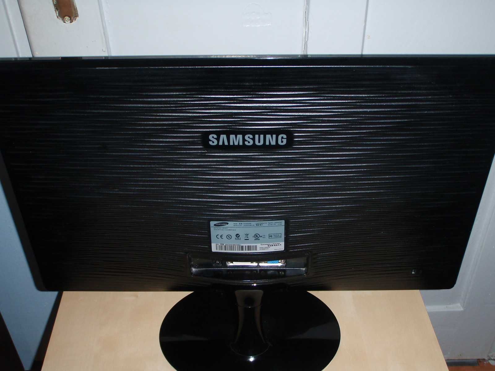 Monitor SAMSUNG S24A300   24" Full HD 1920 x 1080