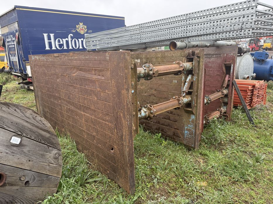 Szalunki do wykopow,rolnicze,budowlane ,kompletne,3000x1600x100