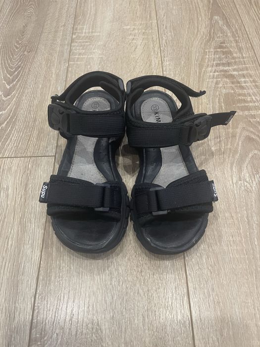 Босоніжки дівчинка 33р