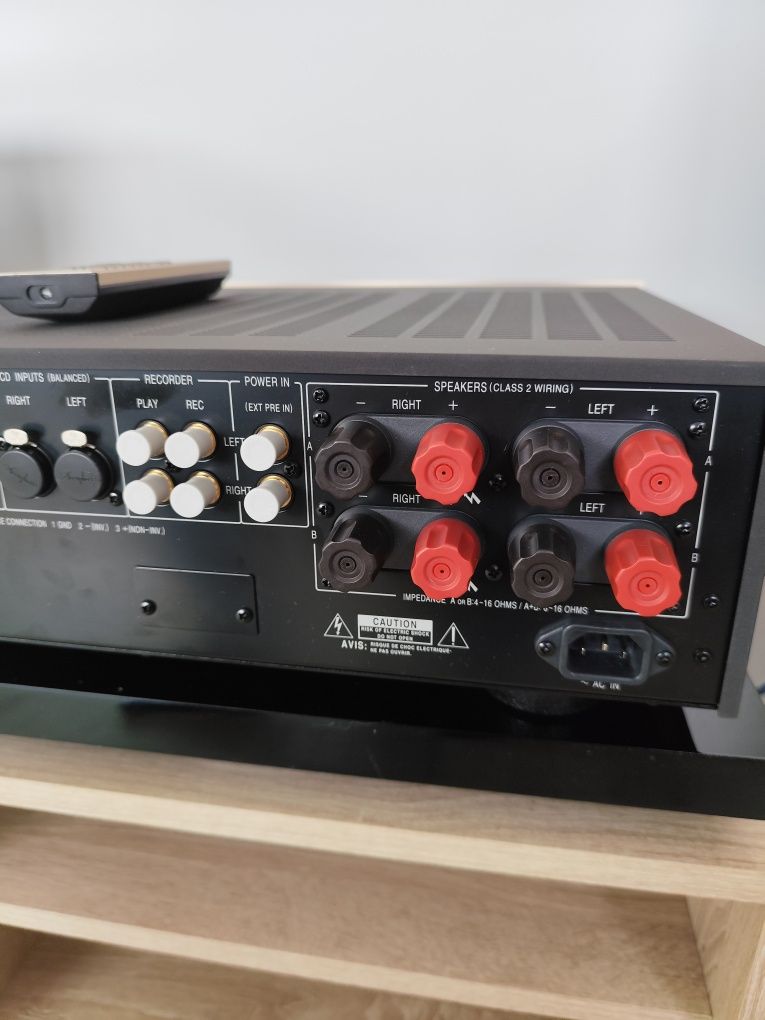 Accuphase E-250 idealny