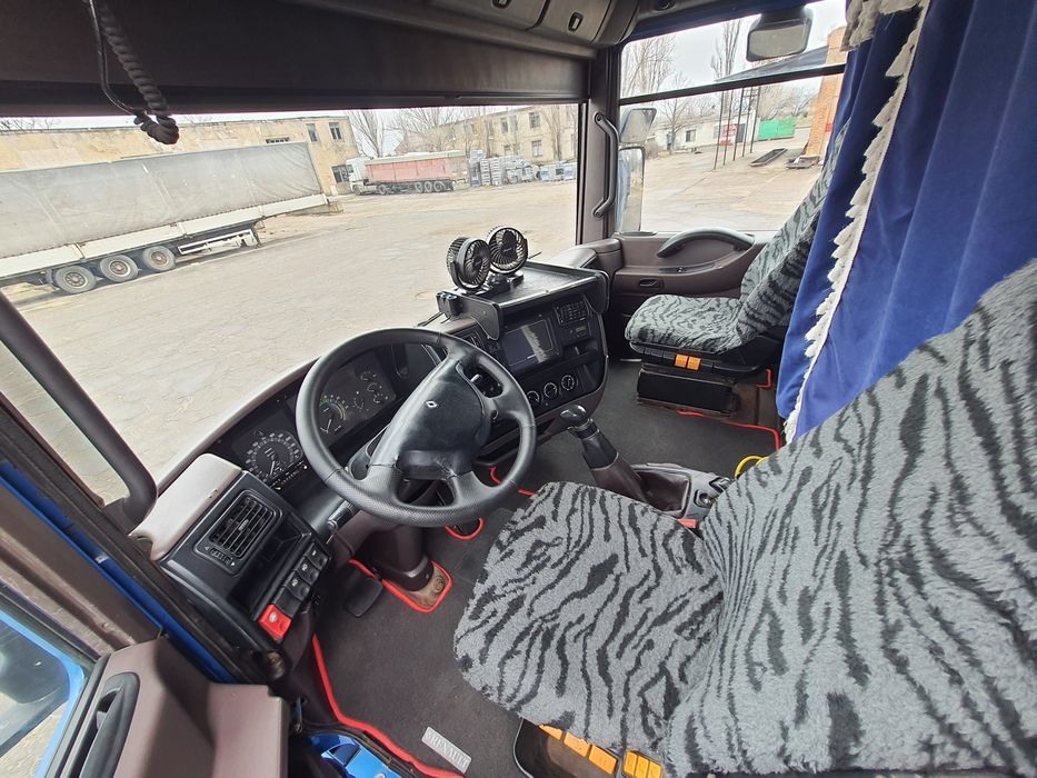 Продаю Рэно магнум контейнеровоз