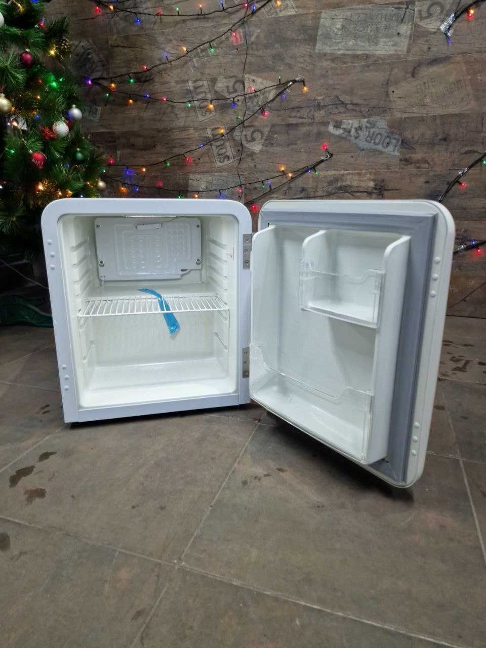 Недорога компактна холодильна камера Liebherr КТ1801 гарантія  б у б в