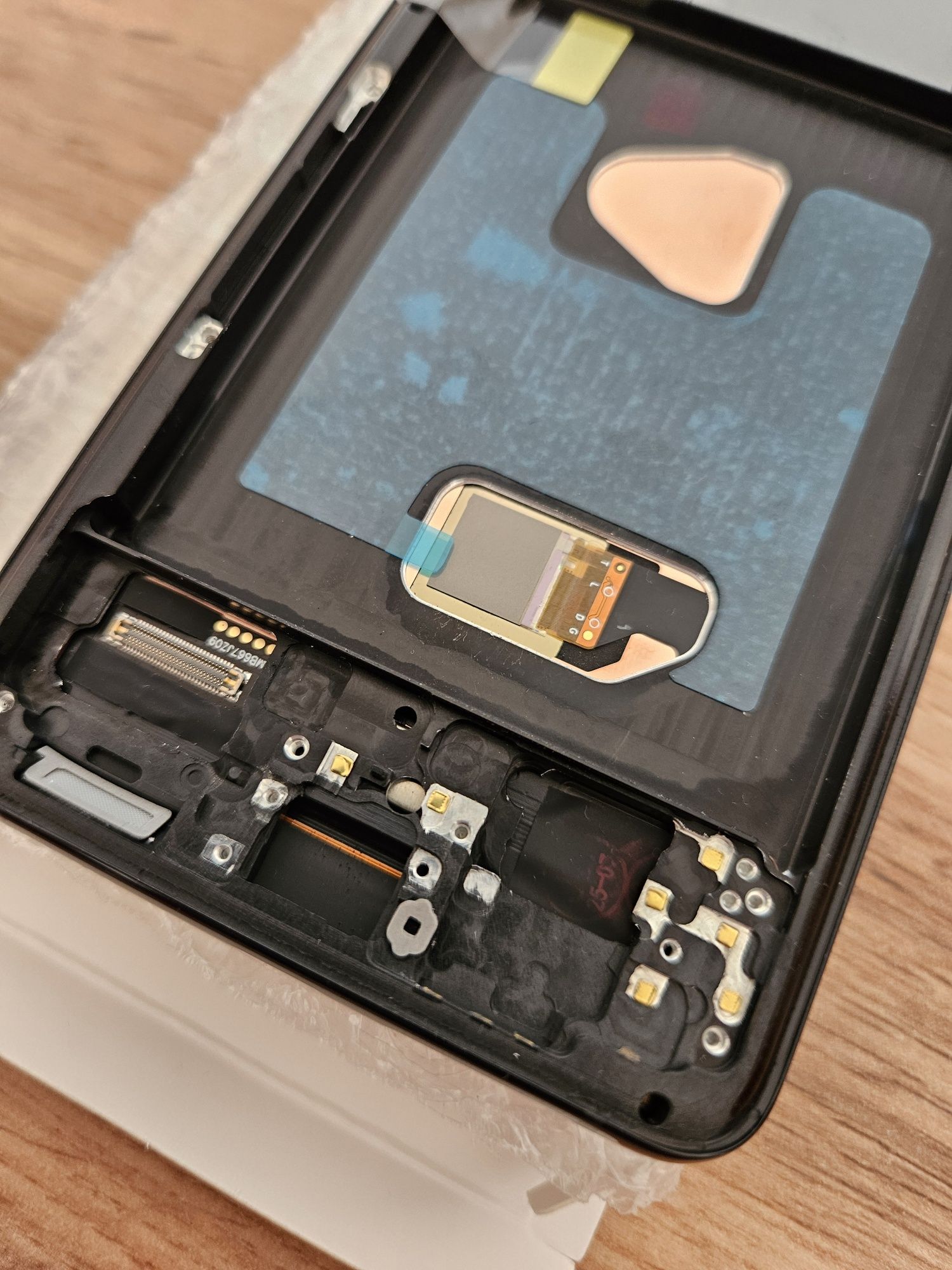 Новий дисплей екран з рамкою на Samsung s21 plus