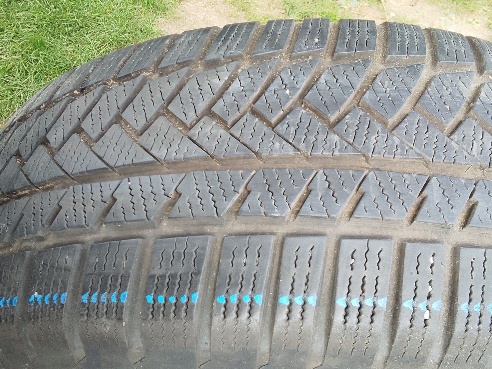 Opona zimowa 235/55r19 CONTINENTAL 6mm