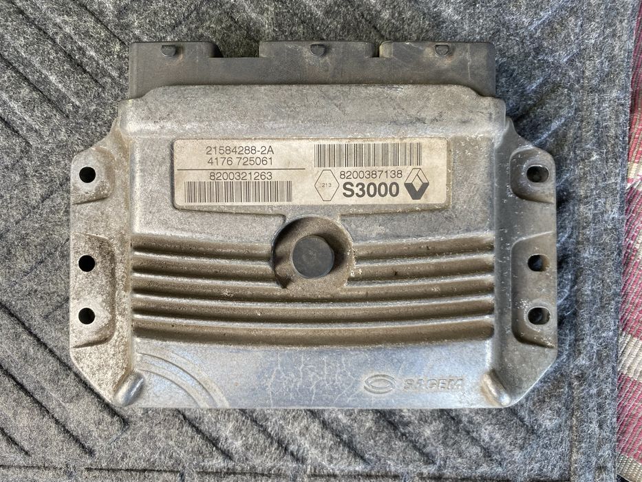 ЭБУ Рено меган 2 1.6