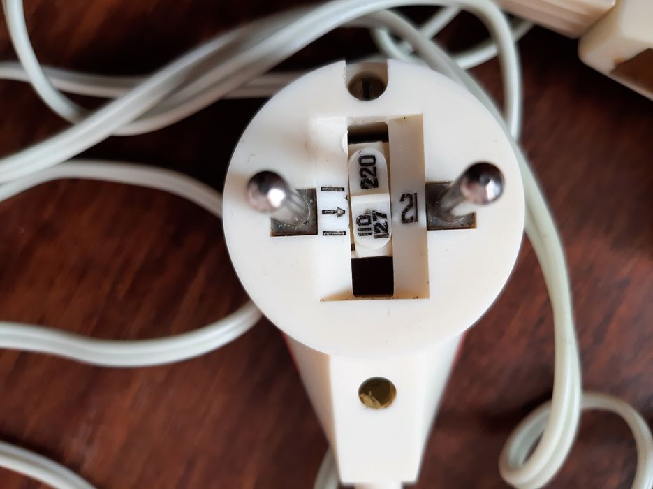 Электробритва Харьков 22 + 2 новых ножа Рабочая