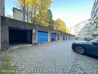 Vende-se Garagem no Centro da Cidade