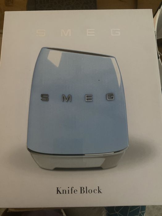 Bloco SMEG azul + 6 facas