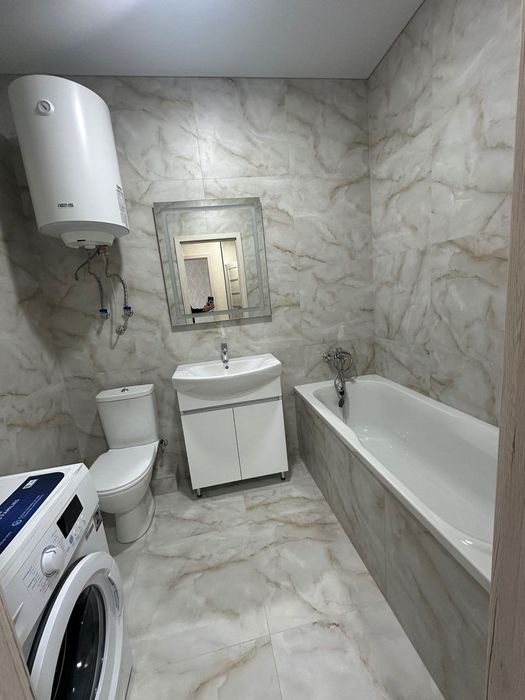 Сдам длительно 1-но комн квартиры в ЖК,, Реал  парк,,