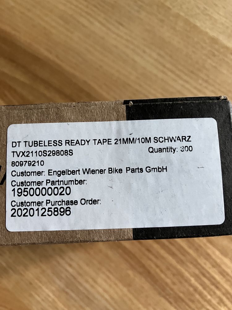 Безкамерна стрічка DT Swiss Tubeless Ready Tape 21 мм