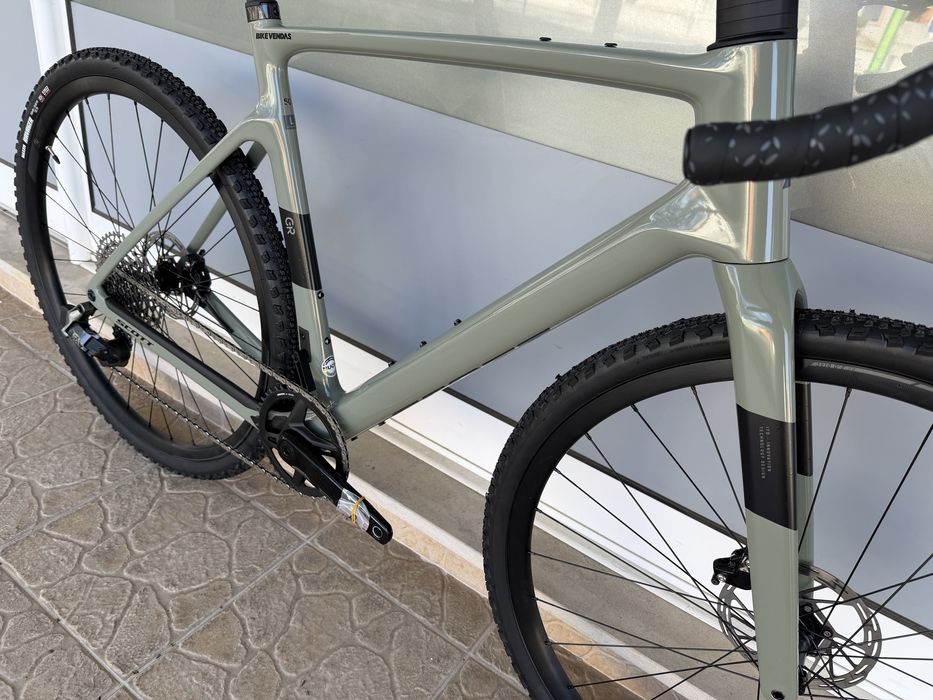 Bicicleta Scott Gravel AXS - semi nova!