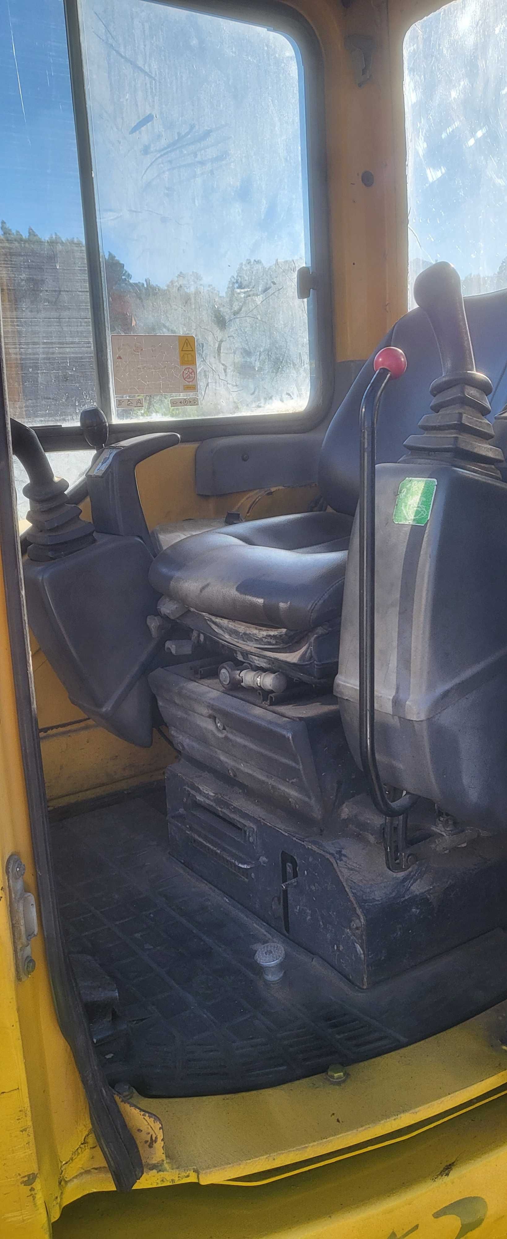 Mini giratoria komatsu pc35r