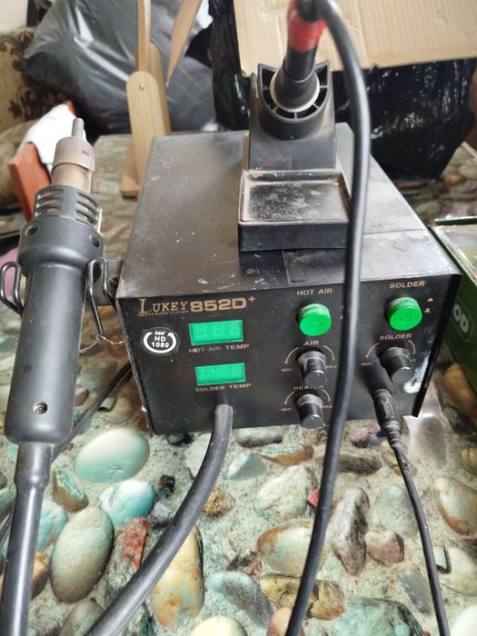 Паяльна станція LUKEY 852D +