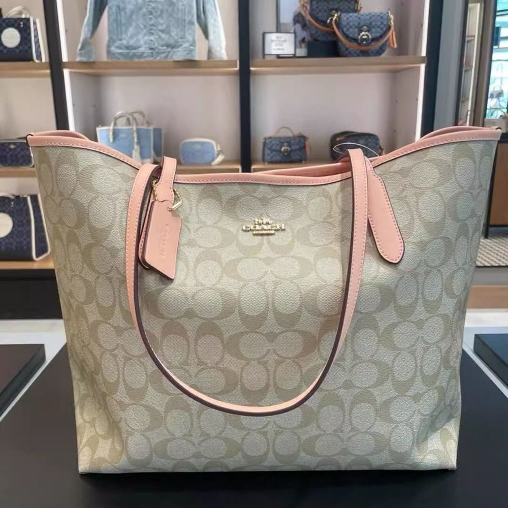 Женская сумочка Coach