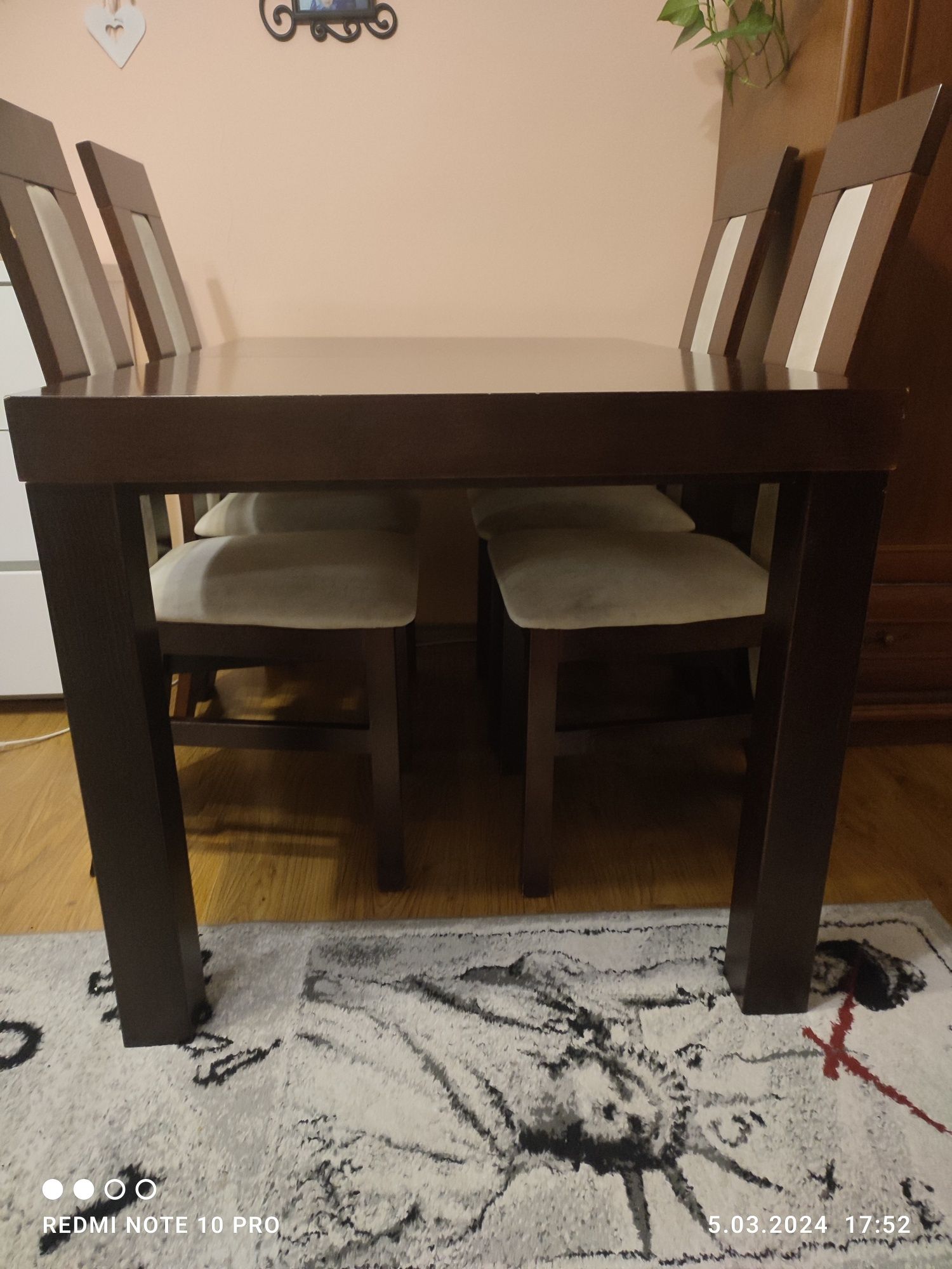 Dębowy Stół z 4 krzesłami rozkładany Okazja