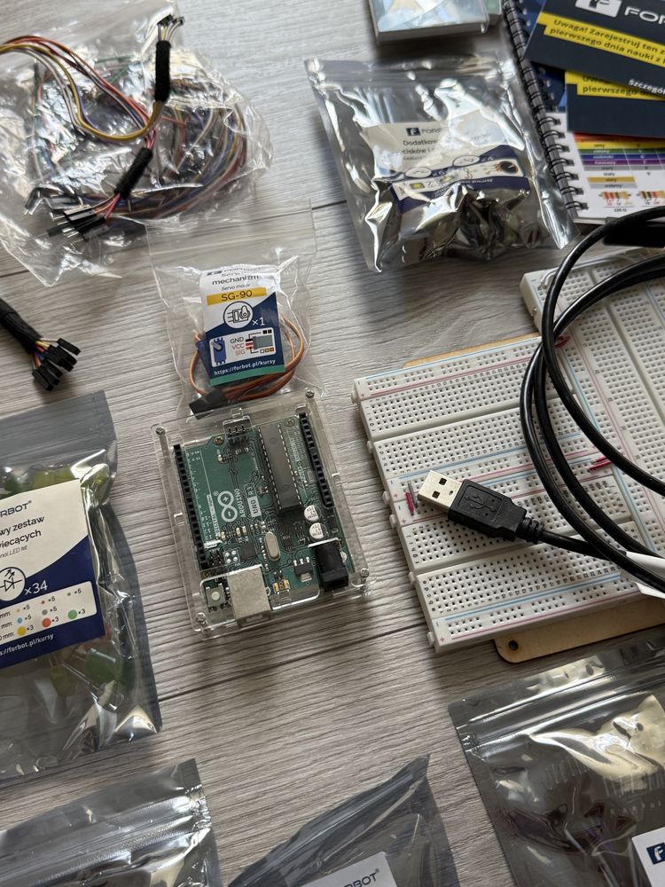 Arduino + zestaw staryowy + dodatki