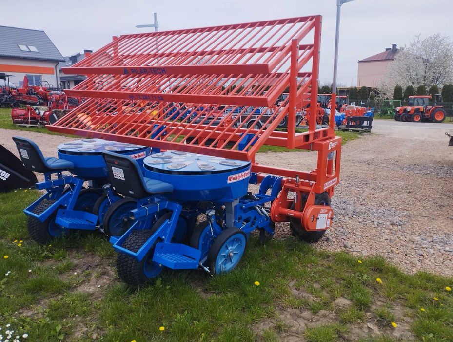 Sadzarka karuzelowa do warzyw, ziół, tytoniu Ferrari Multipla 2 -Rendy