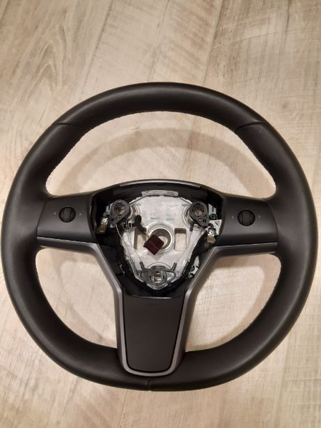 Руль Tesla Model 3 Колесо рулевое PREMIUM 1105324-79-E кожа