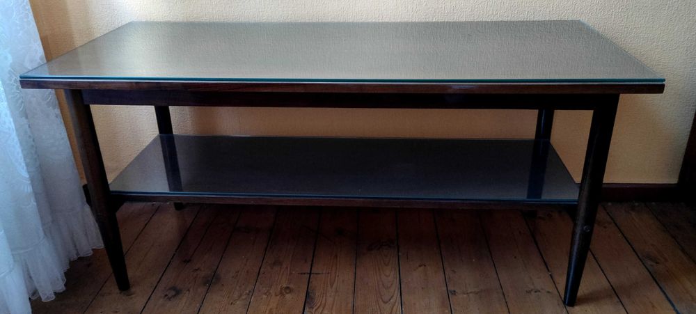 Stolik kawowy w stylu vintage