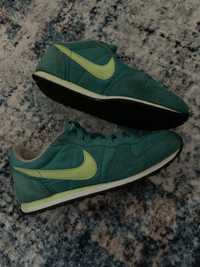 Byty  nike.r 37,5