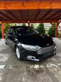 Ford Mondeo Hybryda 187 KM Czarny Sedan 2018r Serwisowany