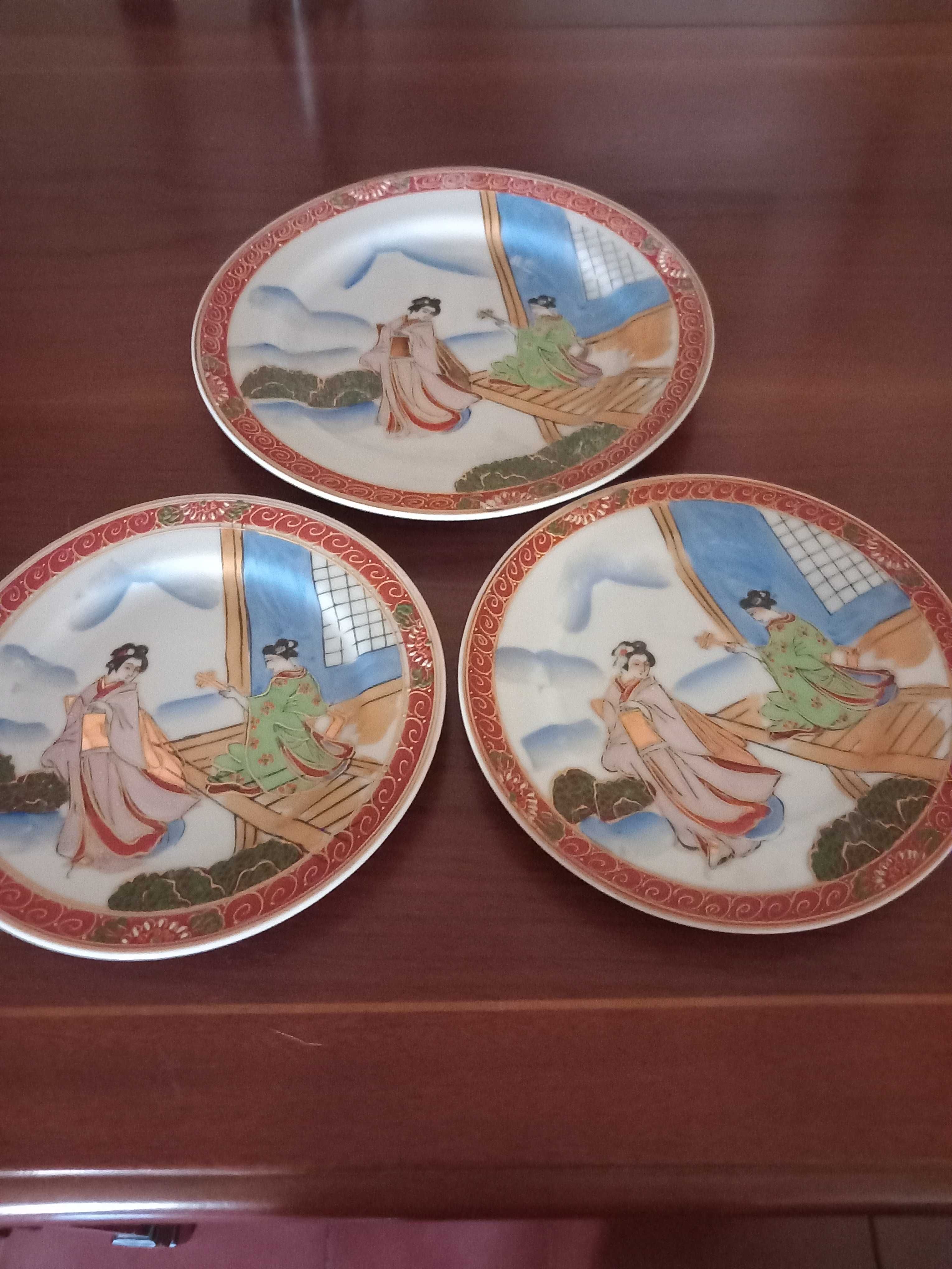Pratos japoneses satsuma