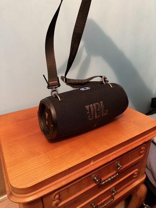JBL Xtreme 3 charge flip boombox party box go marshall