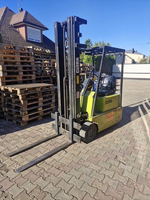 Wózek widłowy Clark elektryk – 1,5 t, stan dobry, sprawny FV 4,5m