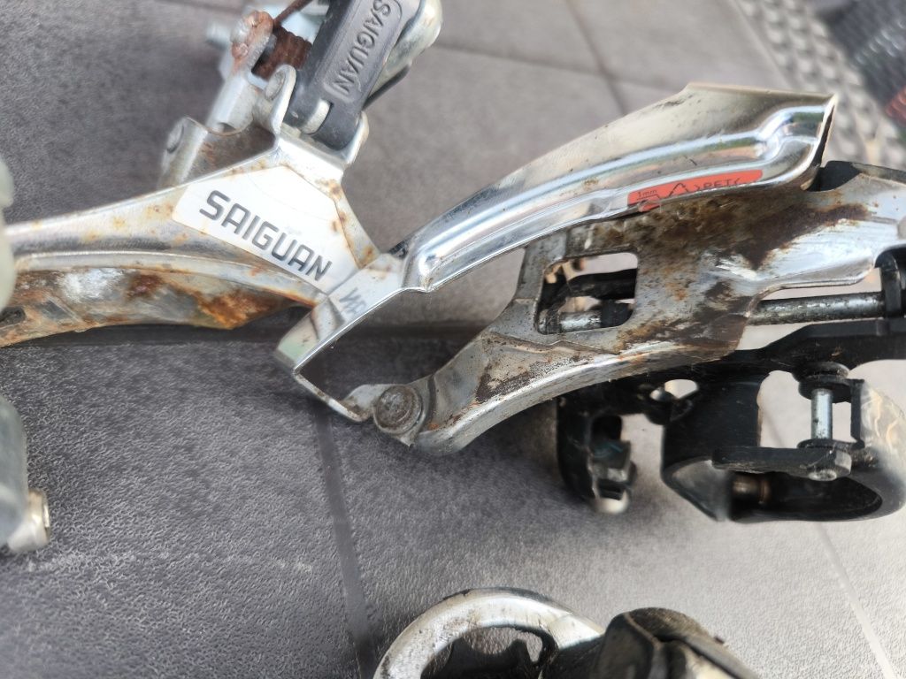 Zestaw przerzutek przód / tył Shimano Altus /Tourney