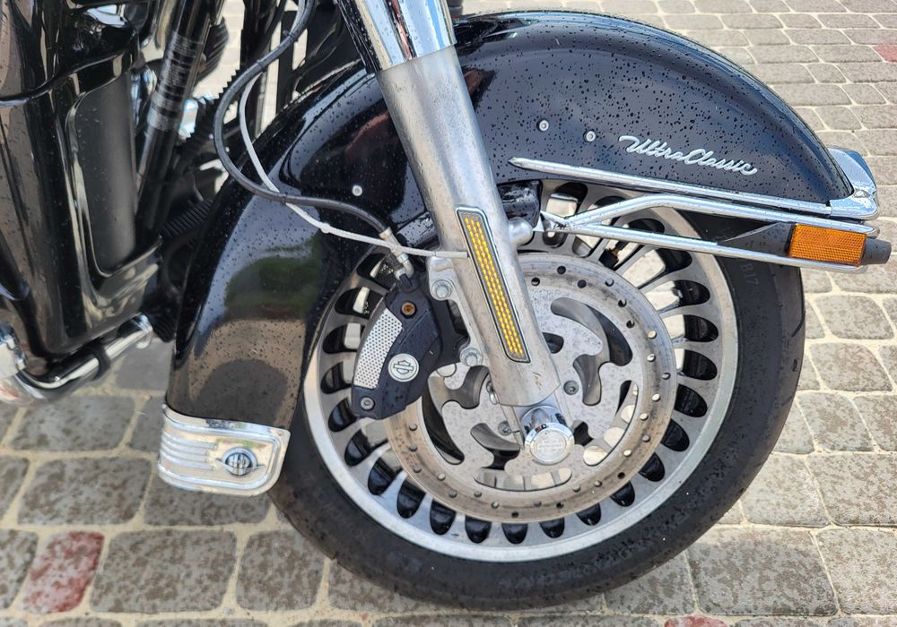 Harley-Davidson FLHTCU Ultra Classic Electra Glide