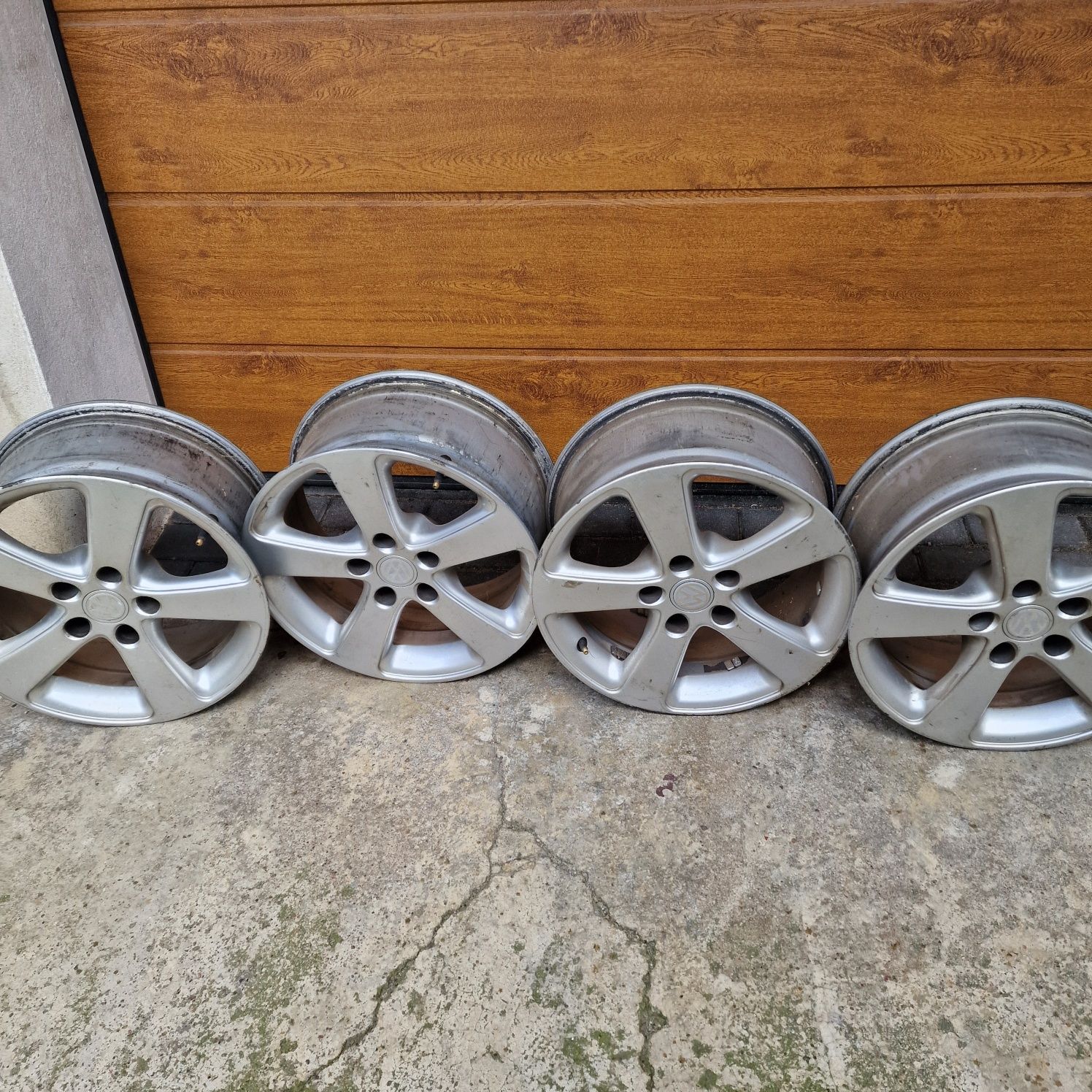 Sprzedam Felgi do VW Passata B5 , 16